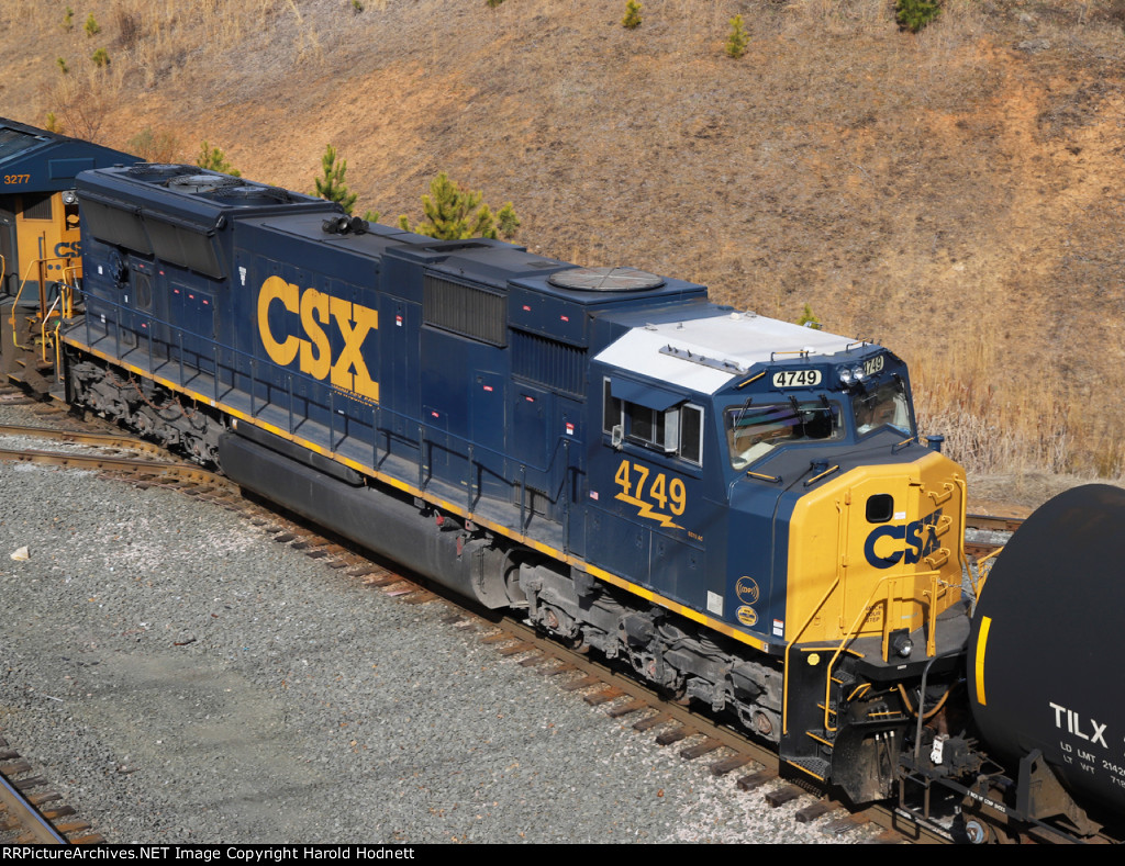 CSX 4749